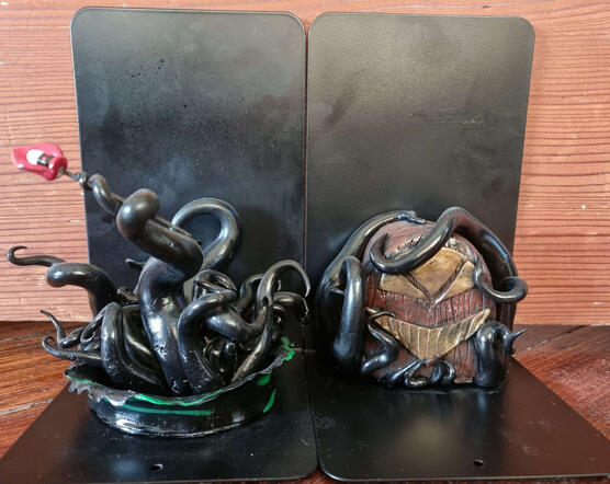 alastor book ends _ art by sasha bear